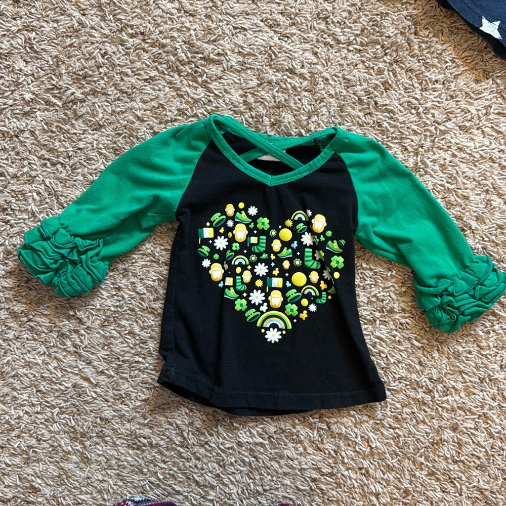 2t girls 3/4 length ruffle sleeve St. Patrick’s Day shirt. Black and green.